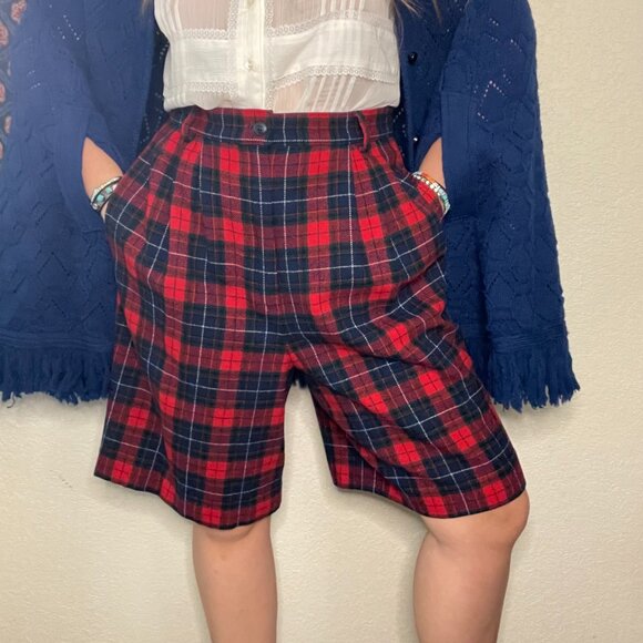 Vintage Pendleton Xmas Check Plaid Wool Shorts | Size Large - Picture 3 of 10